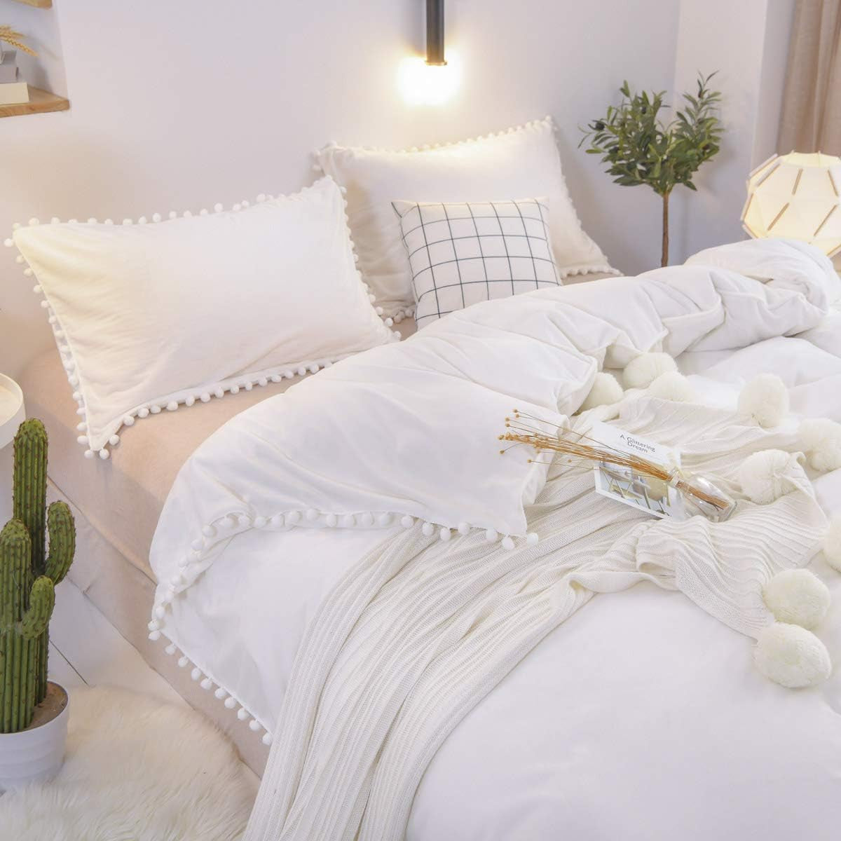 White Pom Pom Bedding Velvet Flannel Duvet Cover Twin Girls Duvet Cover Baby Teen 3 Pcs Vintage Farmhouse Boho Quilt Cover Bohemian with Hidden Zipper Closure