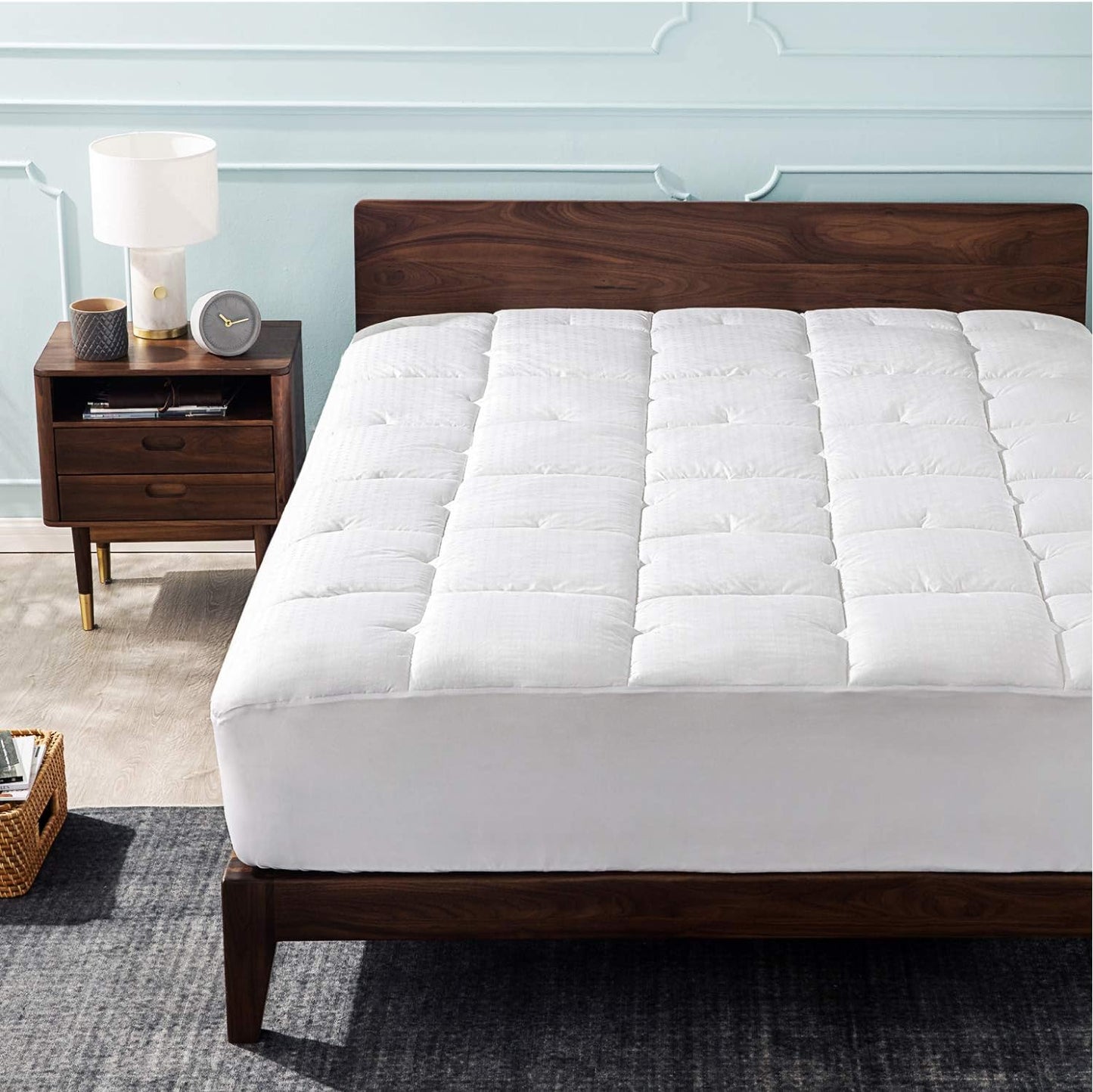 Cotton Mattress Pad, Upgraded Thick Breathable Quilted Fitted Mattress Cover with Deep Pocket (8"-18"), Extra Soft down Alternative Filled Mattress Topper (Twin)